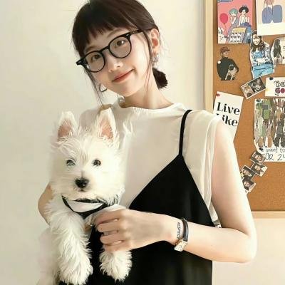 屋顶上的少女